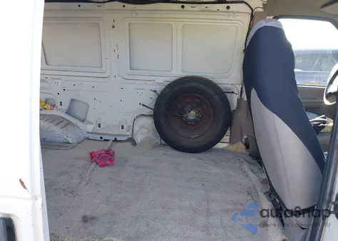 1999 Ford E-150 Commercial/Recreational from USA, damaged, VIN 1FTRE1427XHA48519